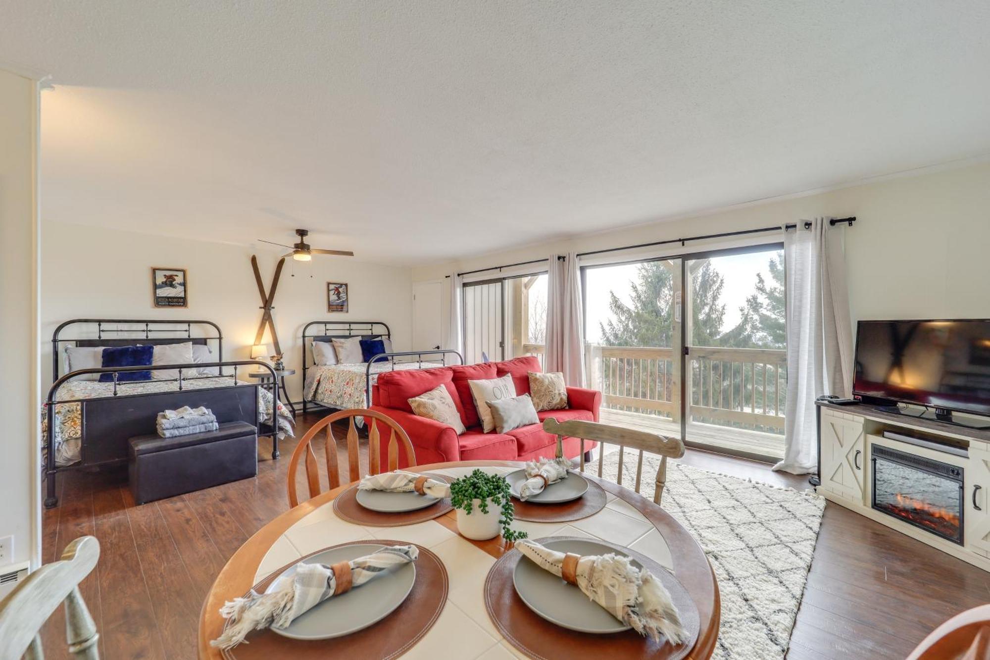 Beech Mountain Studio With Balcony Less Than 1 Mi To Skiing! Eksteriør billede