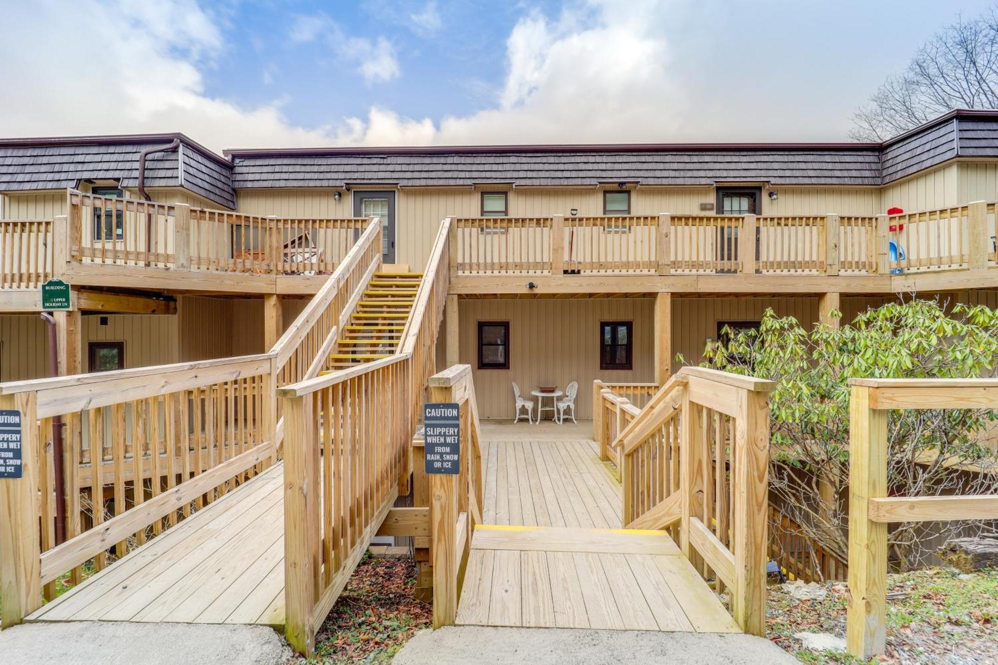Beech Mountain Studio With Balcony Less Than 1 Mi To Skiing! Eksteriør billede